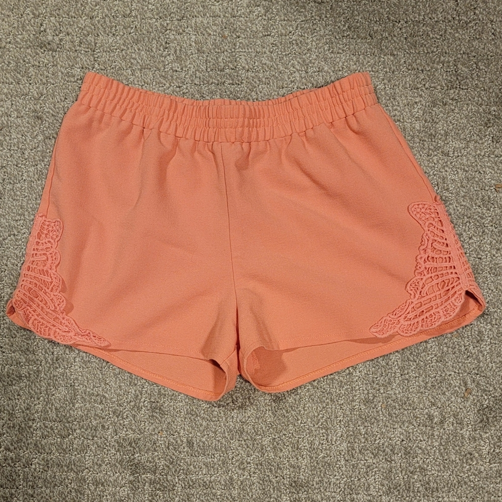 Coral shorts w/ crochet design